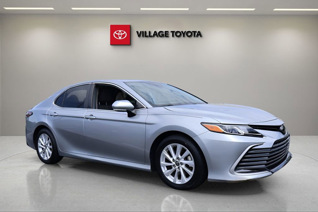 Certified 2023 Toyota Camry LE w/ Convenience Package image 8