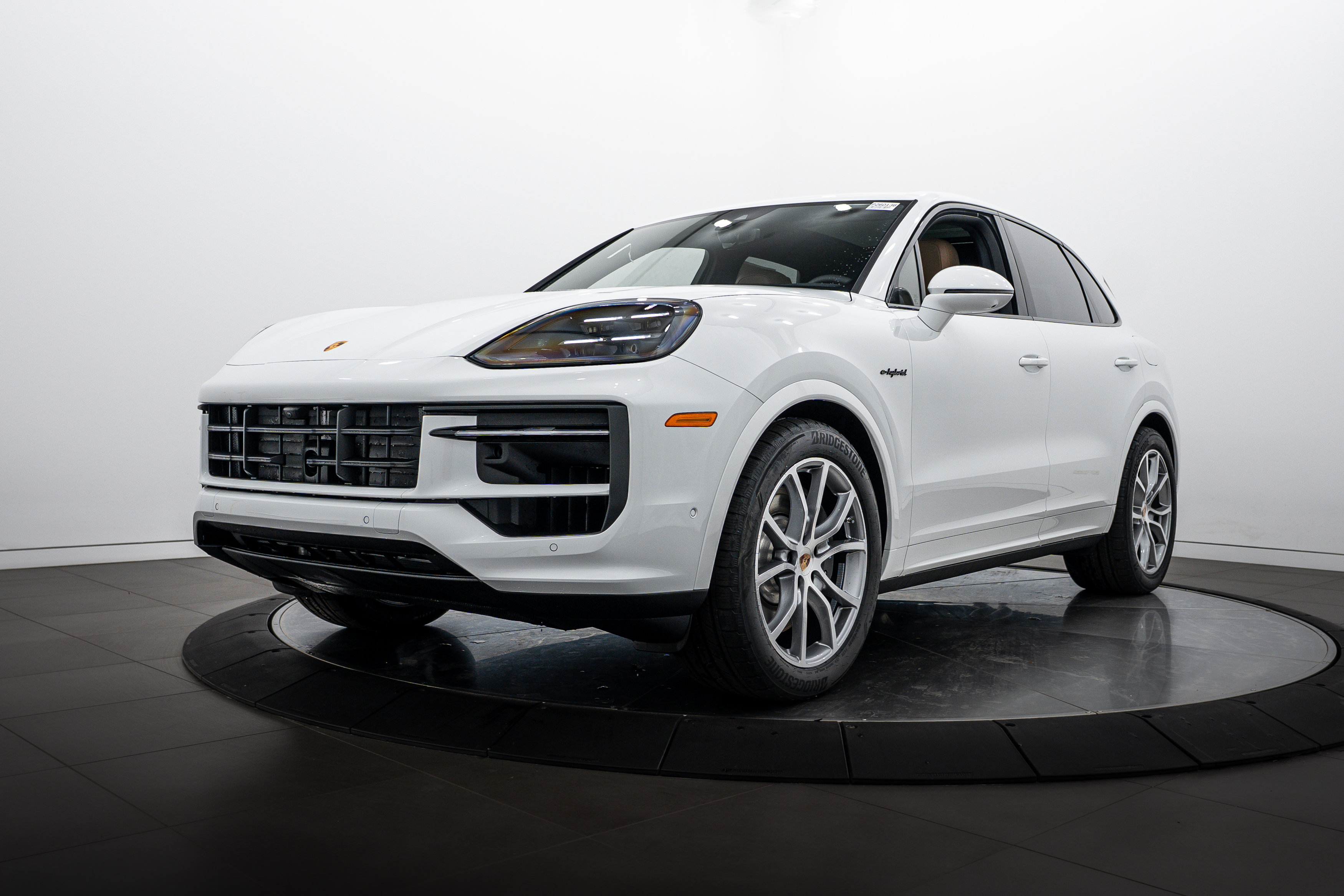 New 2026 Porsche Cayenne E-Hybrid image 1