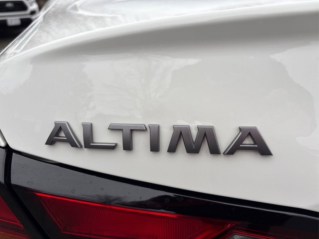 Used 2025 Nissan Altima 2.5 S image 14