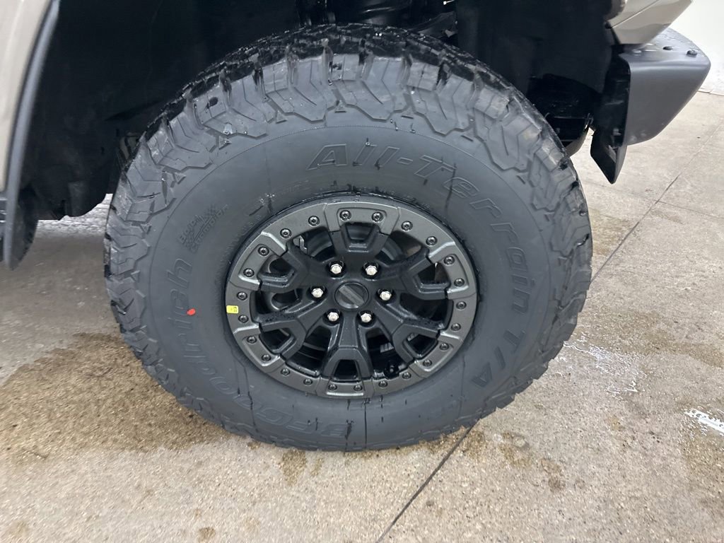 New 2025 Ford Bronco Raptor AWD/4WD image 13