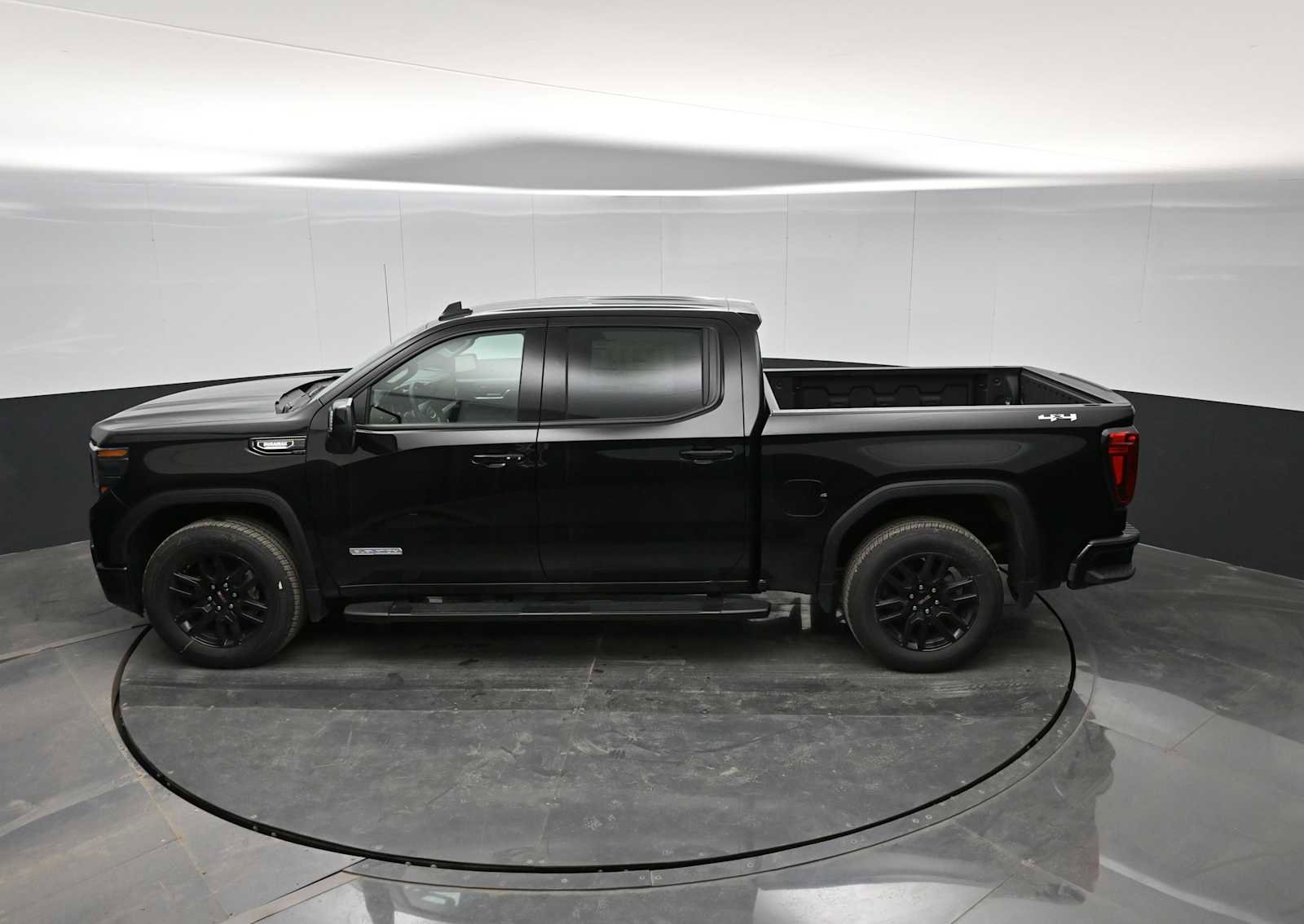 New 2026 GMC Sierra 1500 Elevation w/ Elevation Premium Package image 18
