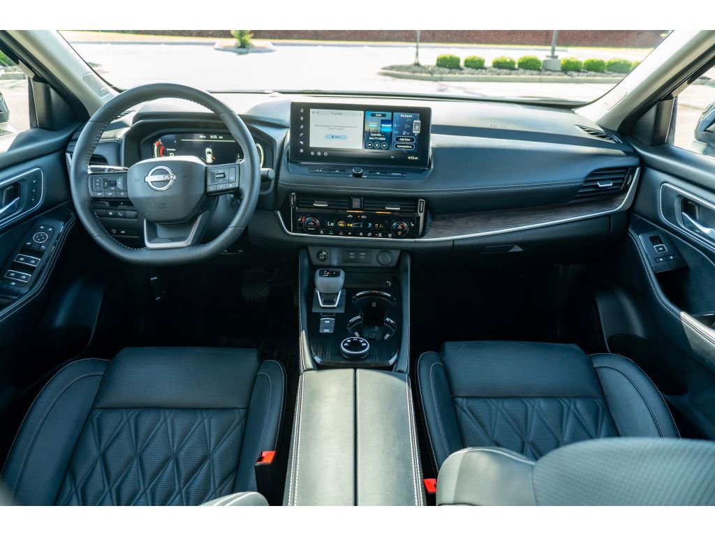 Used 2026 Nissan Rogue Platinum w/ Platinum Premium Package AWD/4WD image 20