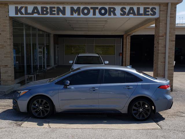 Used 2024 Toyota Corolla SE image 2