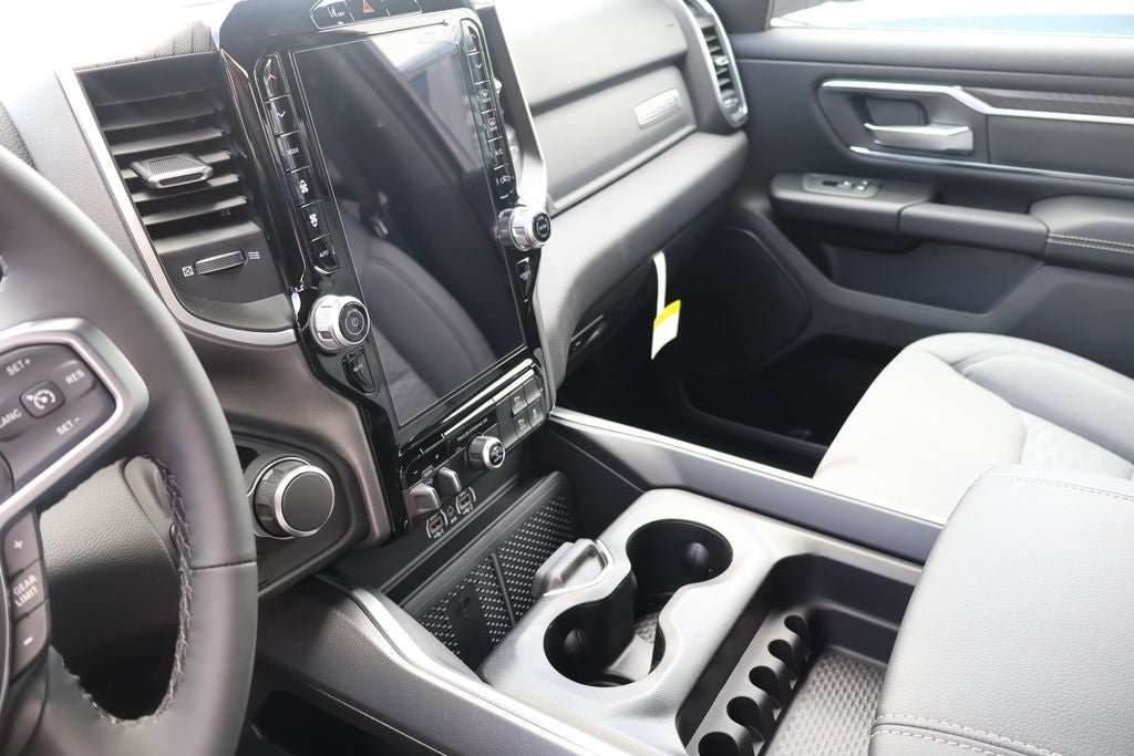 New 2026 RAM 1500 Big Horn AWD/4WD image 8