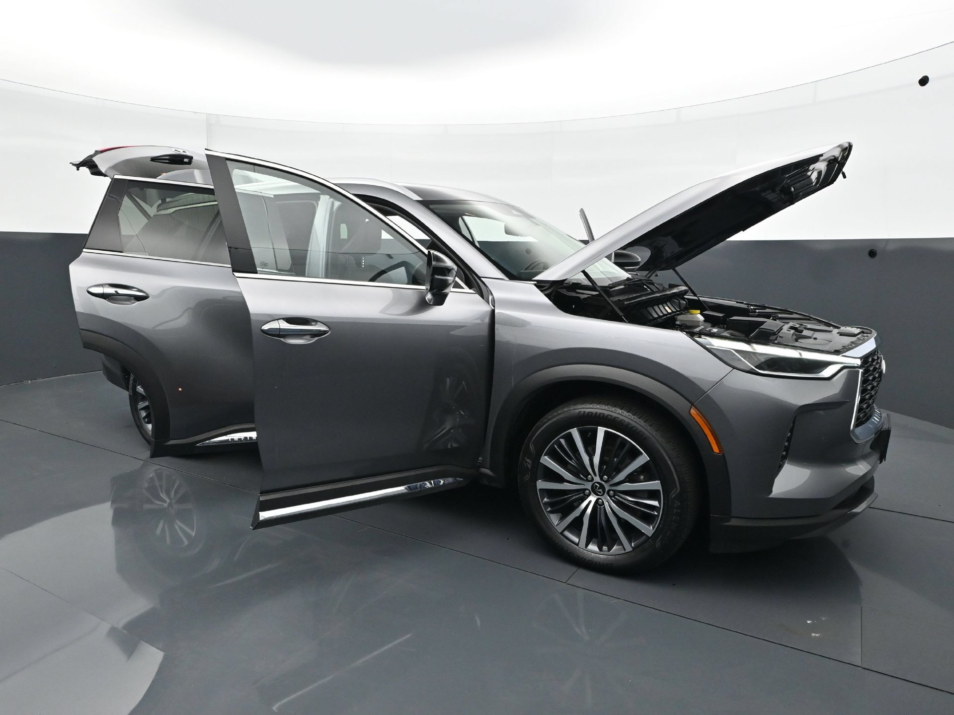 Used 2024 INFINITI QX60 Sensory AWD/4WD image 42