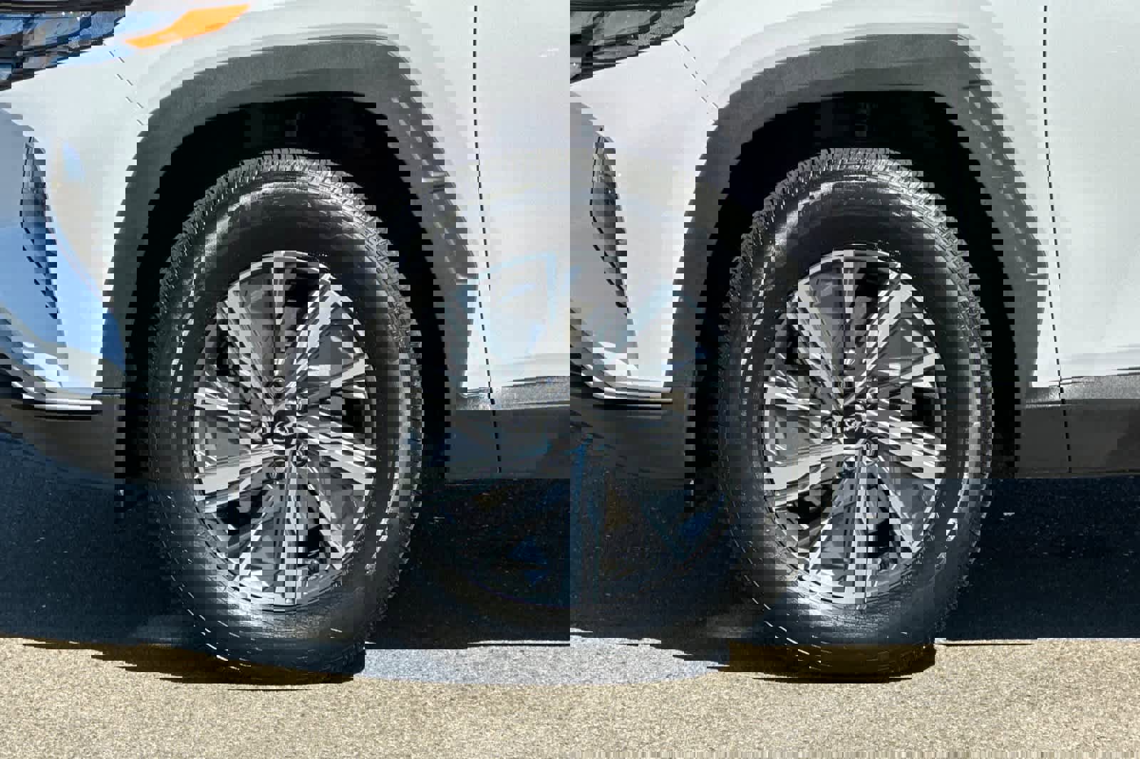 Used 2023 Hyundai Tucson Blue image 31