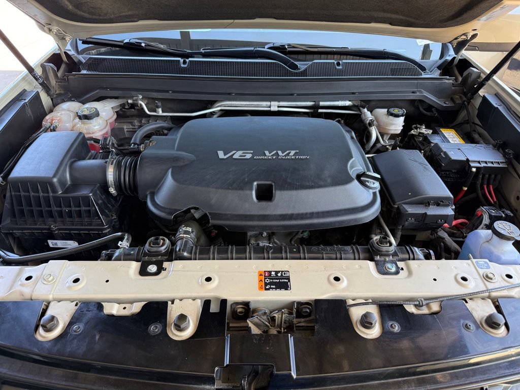 Used 2022 Chevrolet Colorado ZR2 AWD/4WD image 14