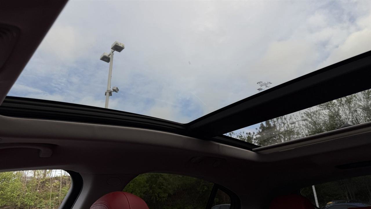 Used 2019 Alfa Romeo Stelvio AWD image 58