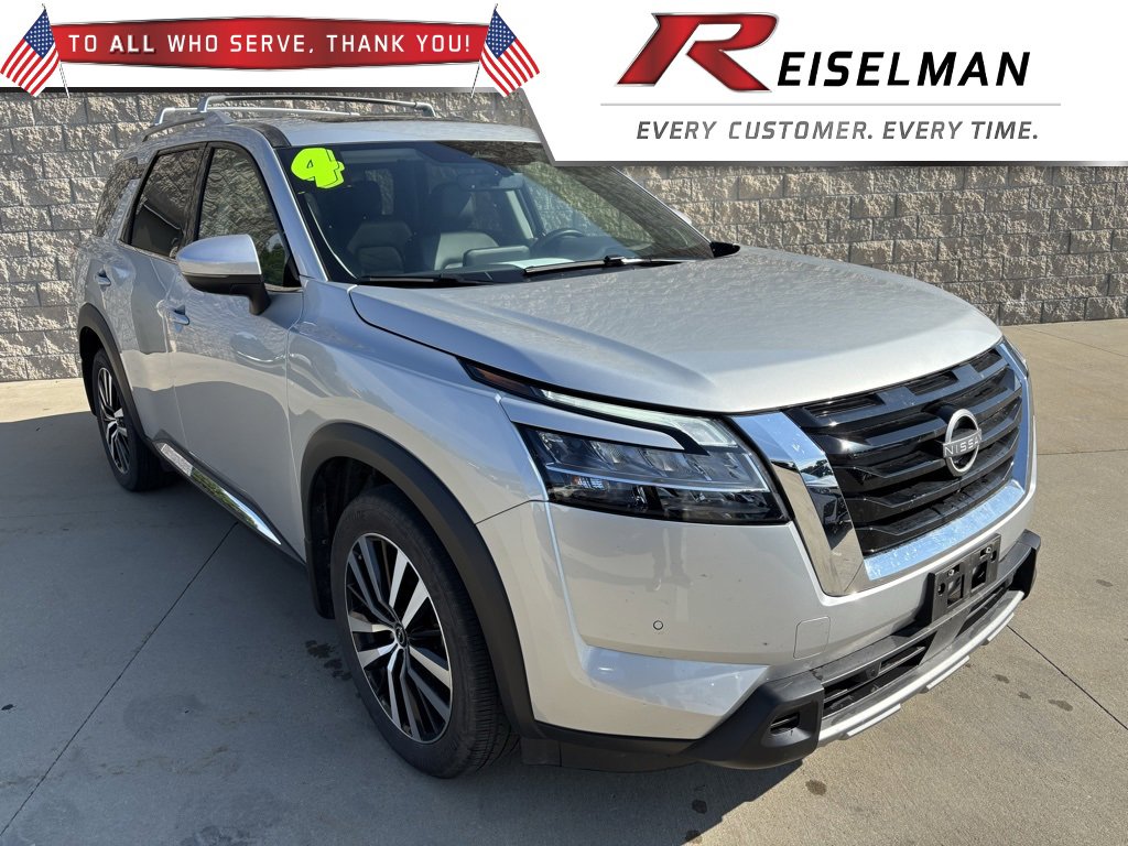 Used 2024 Nissan Pathfinder Platinum w/ Cargo Package