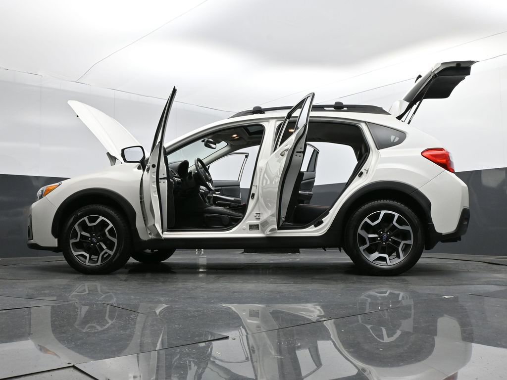 Used 2016 Subaru Crosstrek 2.0i Limited image 32