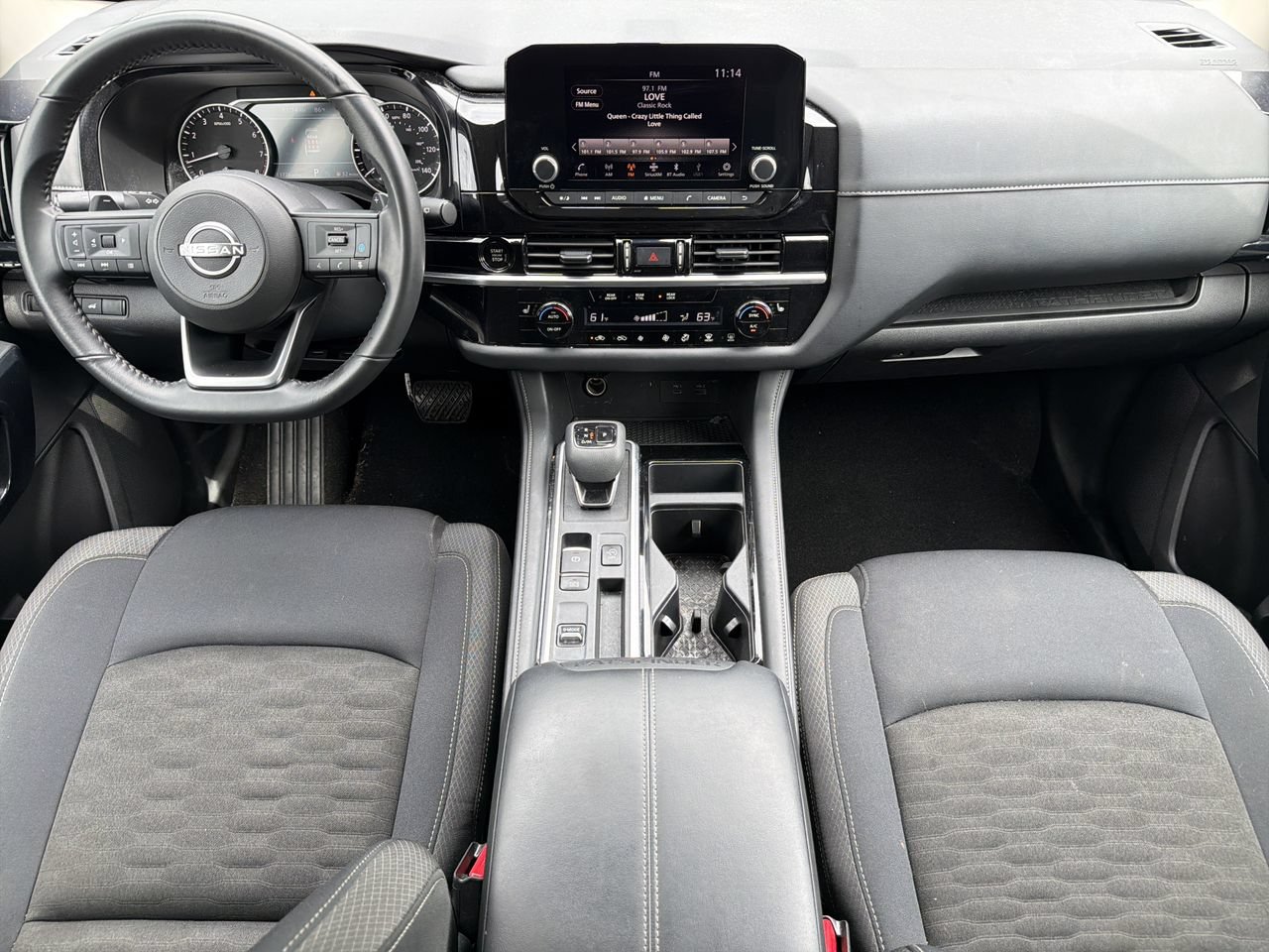 Certified 2025 Nissan Pathfinder SV FWD image 2
