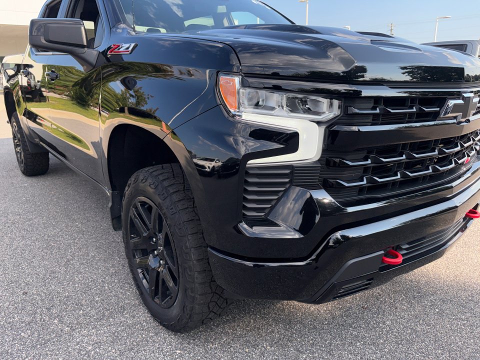 Certified 2024 Chevrolet Silverado 1500 LT Trail Boss w/ Convenience Package II AWD/4WD image 24