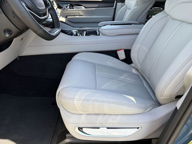 New 2026 Jeep Grand Wagoneer Summit image 23