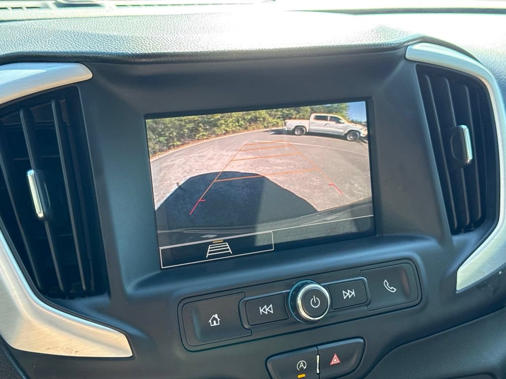 Used 2024 GMC Terrain SLE AWD/4WD image 25