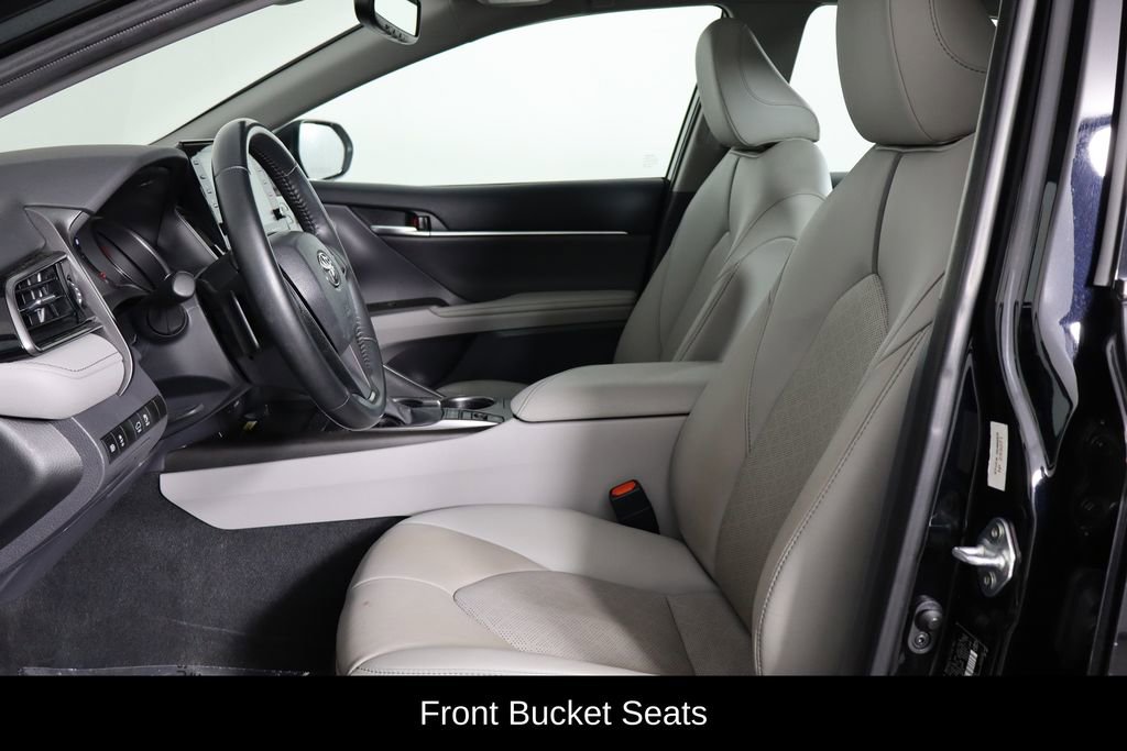 Used 2023 Toyota Camry XSE FWD image 14