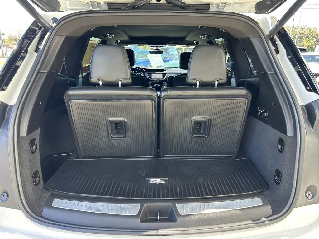 Used 2023 Cadillac XT6 Sport w/ Technology Package image 10