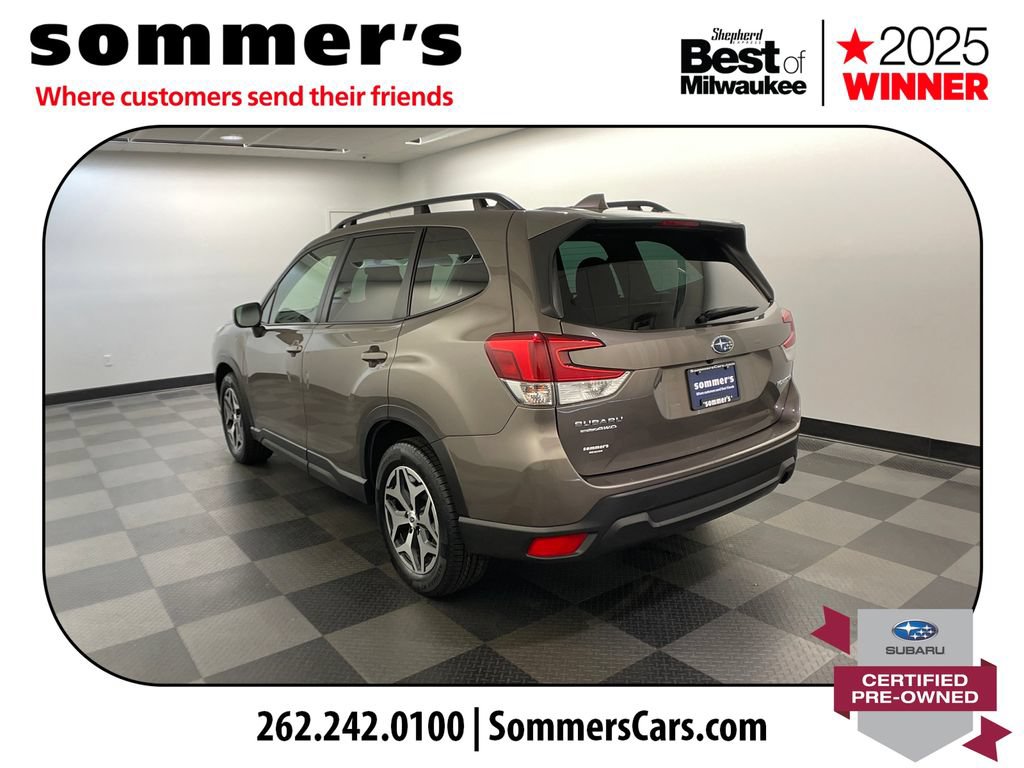 Certified 2023 Subaru Forester Premium AWD/4WD image 4