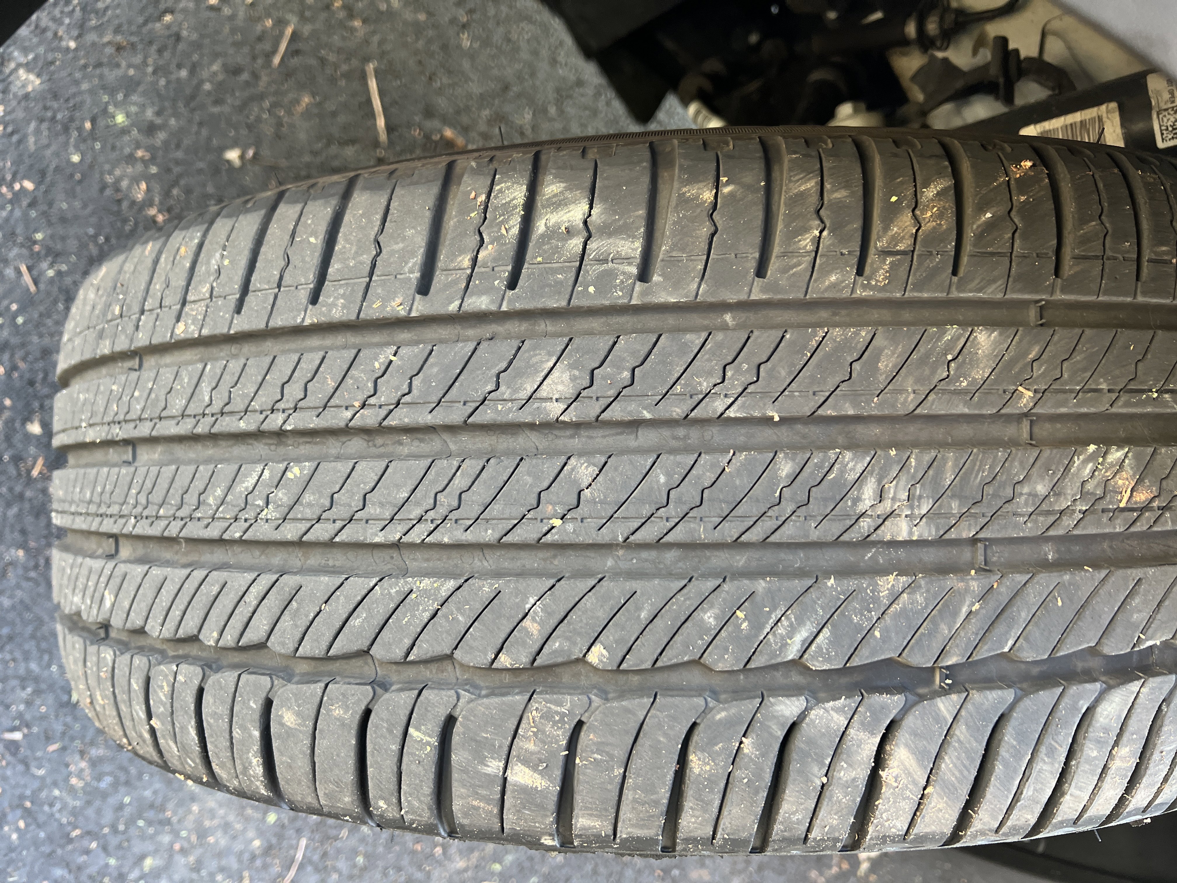 Used 2025 Volvo XC40 B5 Plus image 12