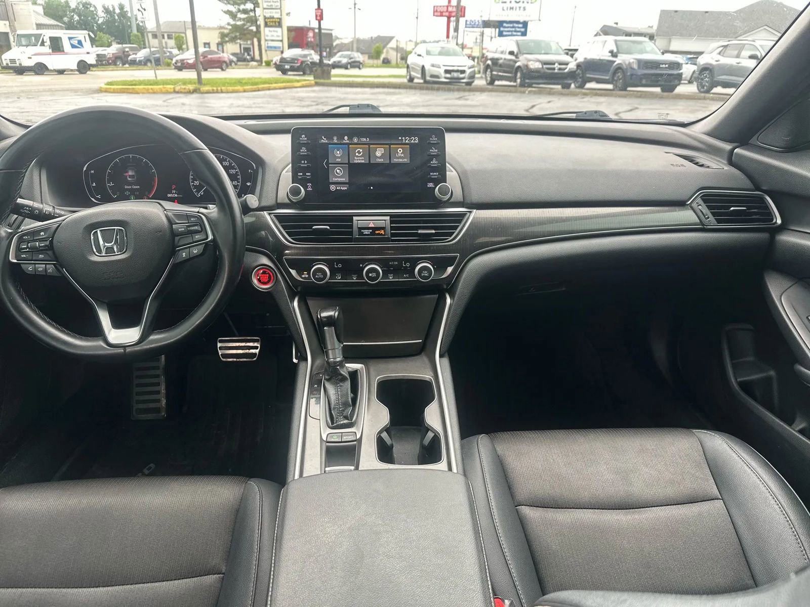Used 2019 Honda Accord Sport image 6