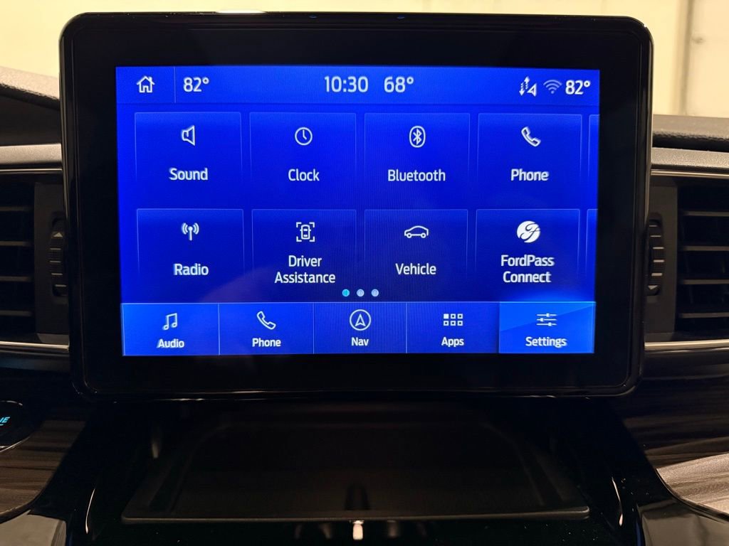 Used 2022 Ford Explorer Limited w/ Equipment Group 301A image 24