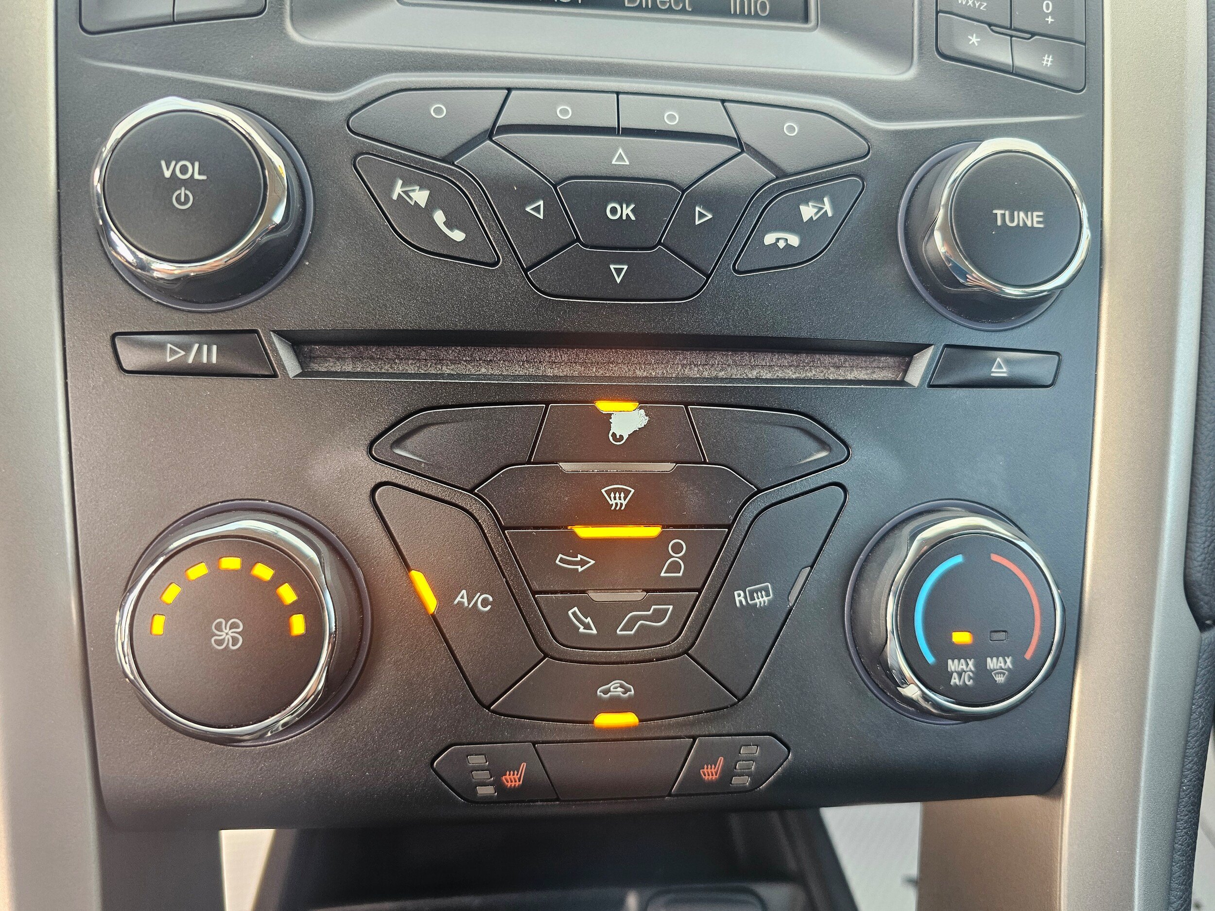 Used 2013 Ford Fusion SE FWD image 17