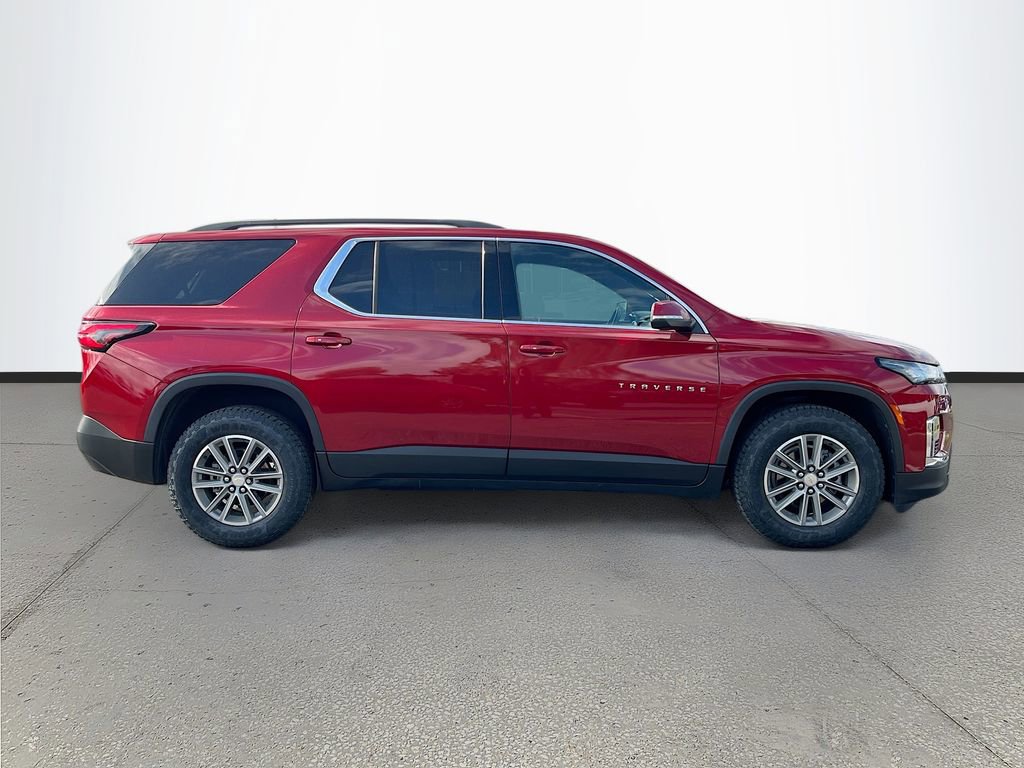 Used 2023 Chevrolet Traverse LT image 8