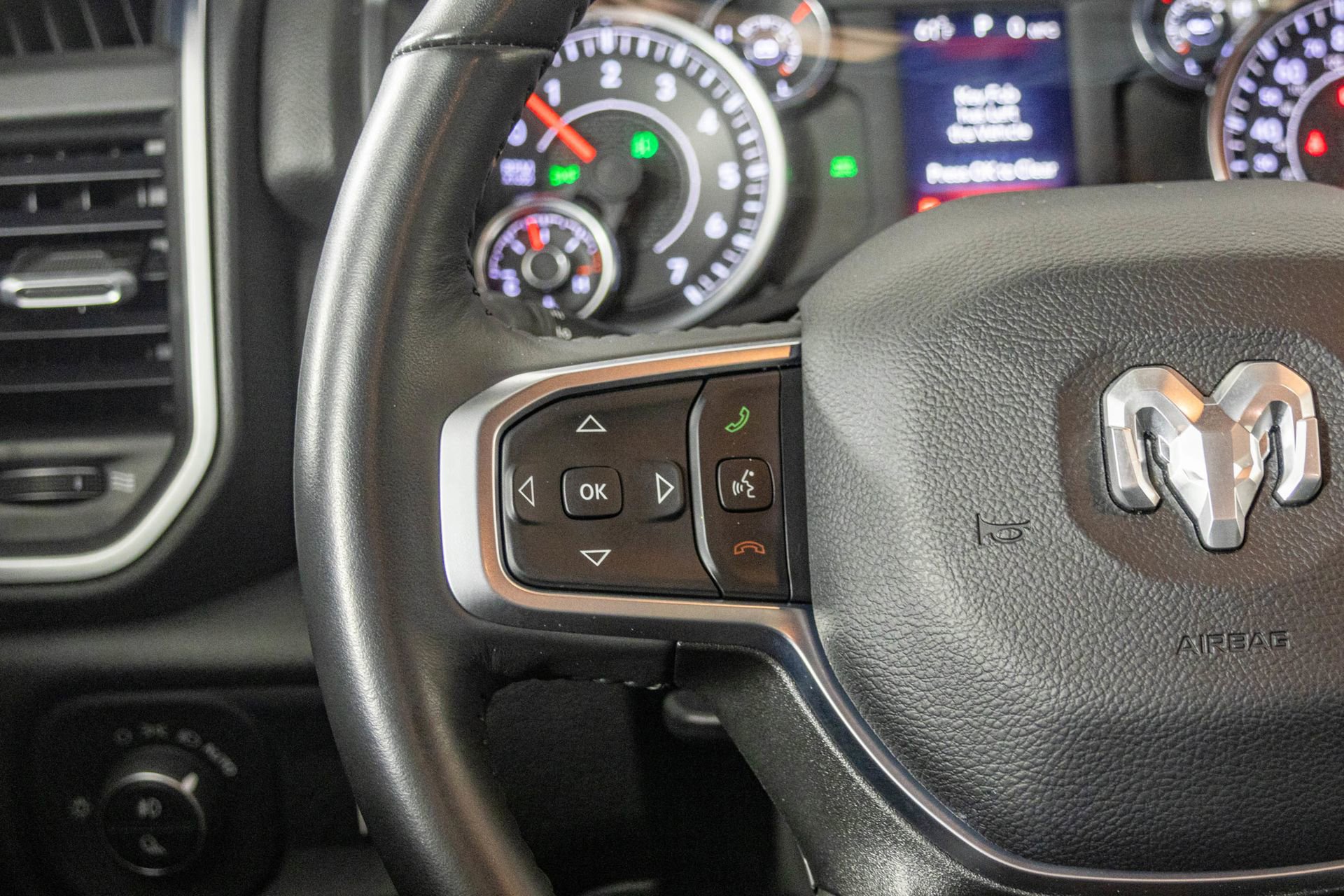 Used 2024 RAM 1500 Big Horn AWD/4WD image 36