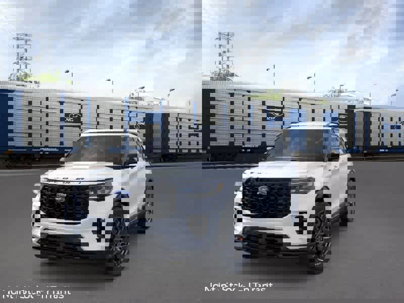 New 2026 Ford Explorer ST-Line image 2