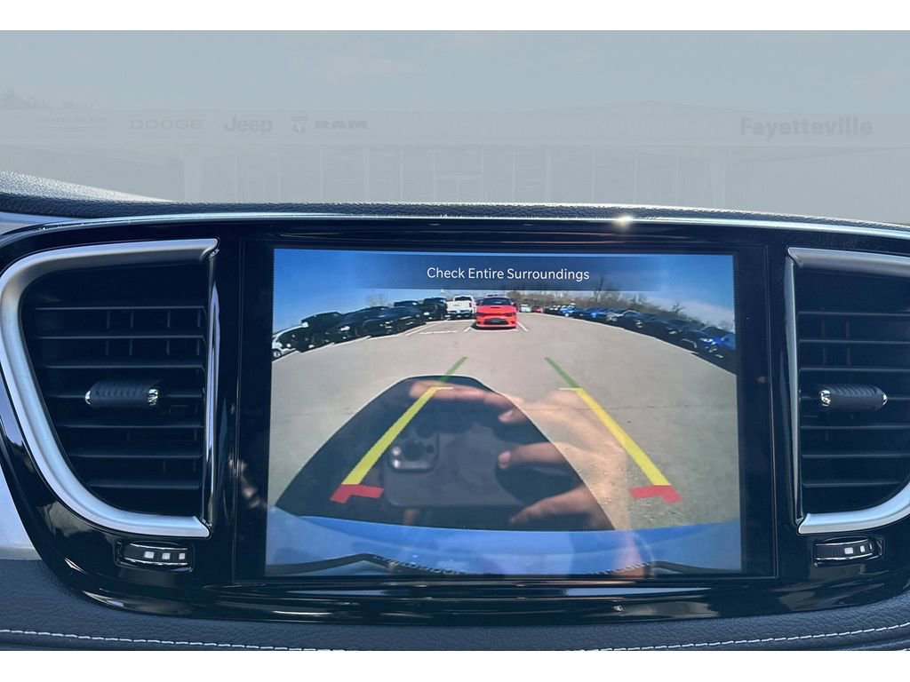 New 2026 Chrysler Pacifica Limited w/ S Appearance Package image 16