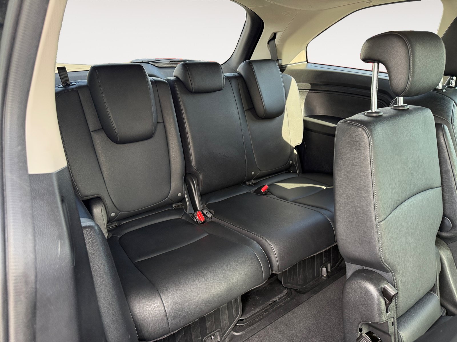 Used 2025 Honda Odyssey EX-L image 18