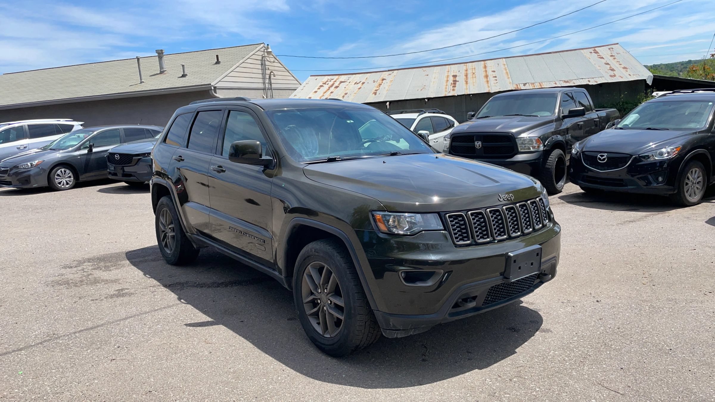 Used 2016 Jeep Grand Cherokee Laredo 75th Anniversary AWD/4WD image 8