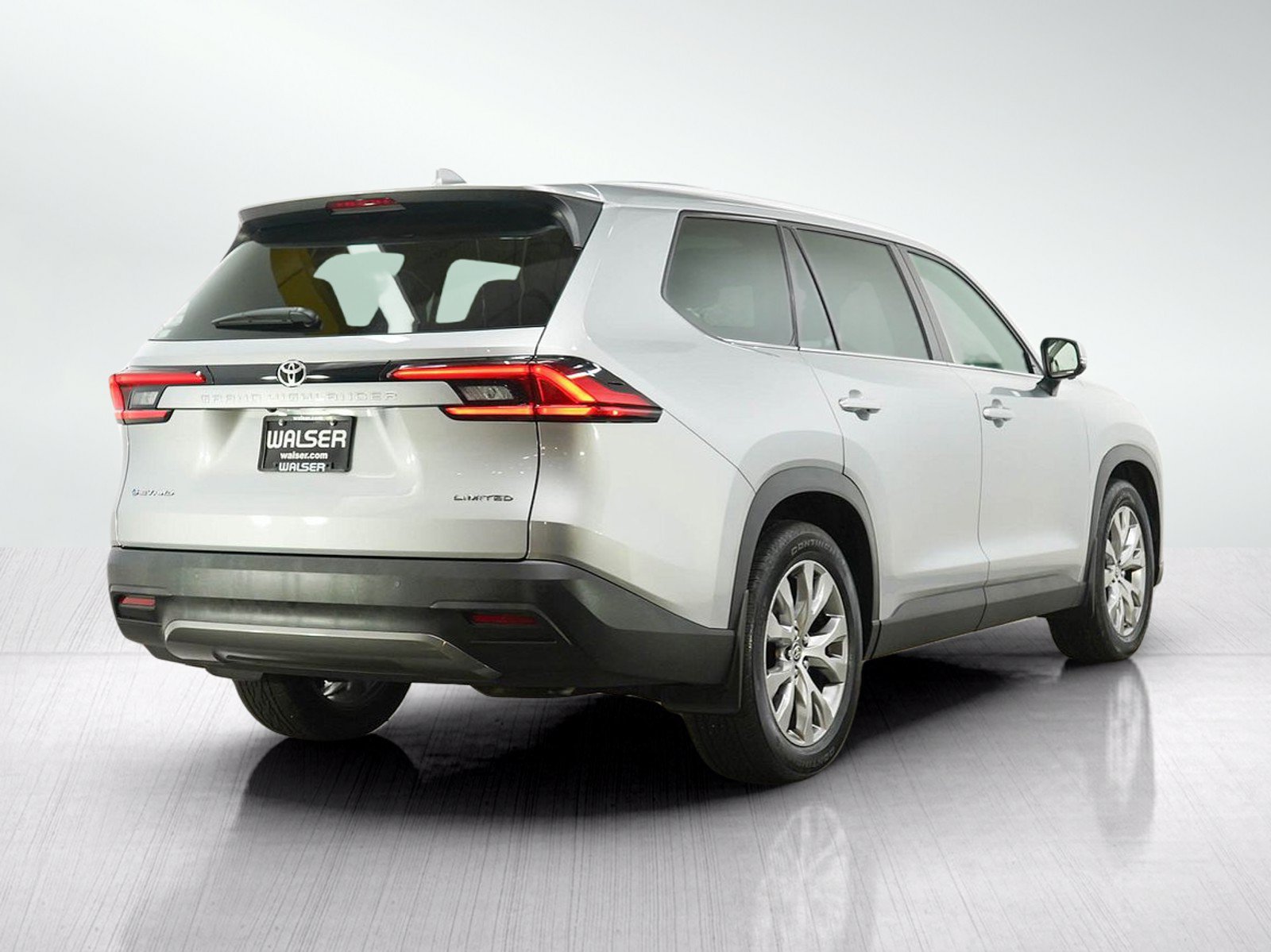 Used 2024 Toyota Grand Highlander AWD Hybrid image 5