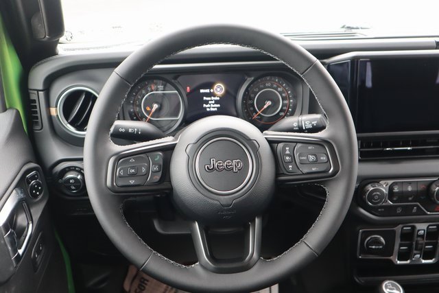 New 2025 Jeep Gladiator Sport image 4