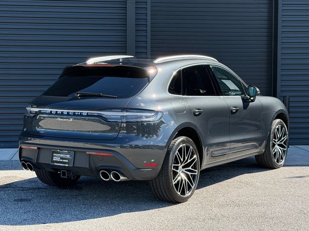 Certified 2025 Porsche Macan S AWD/4WD image 24