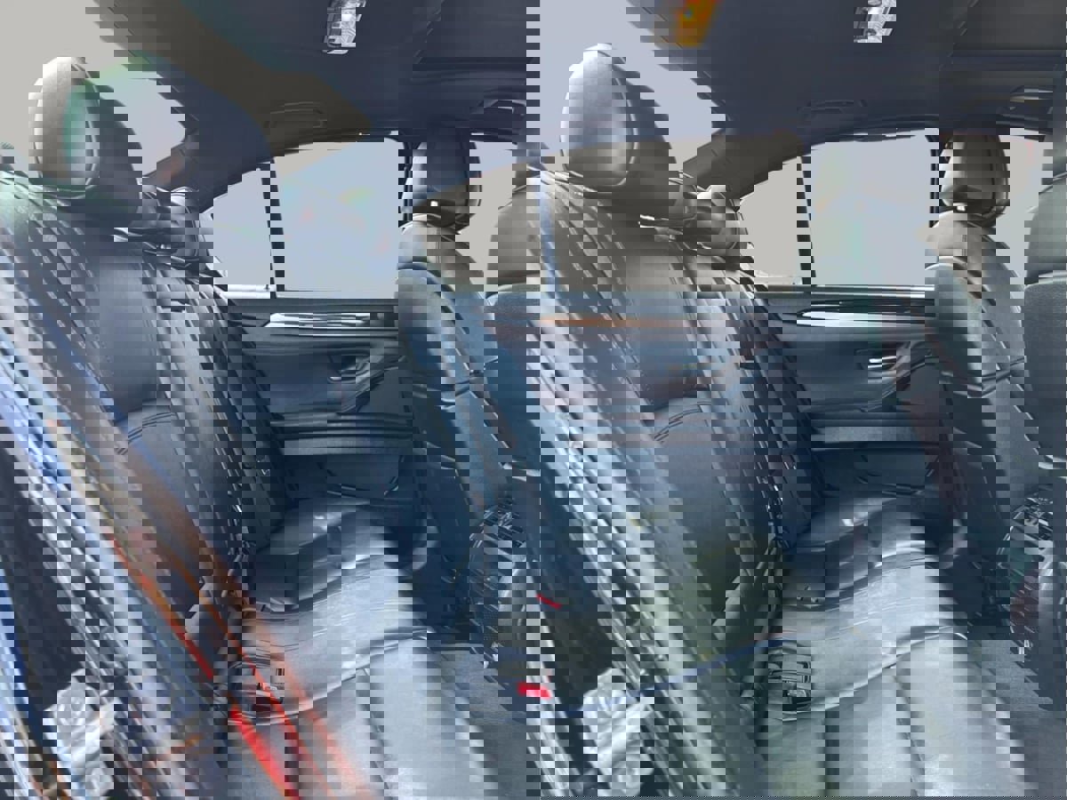 Used 2013 BMW 550i Sedan image 24