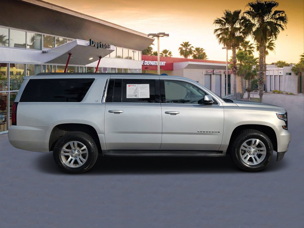 Used 2019 Chevrolet Suburban LT AWD/4WD image 2