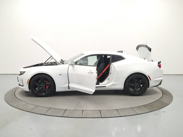 Used 2021 Chevrolet Camaro LT w/ Technology Package RWD image 13