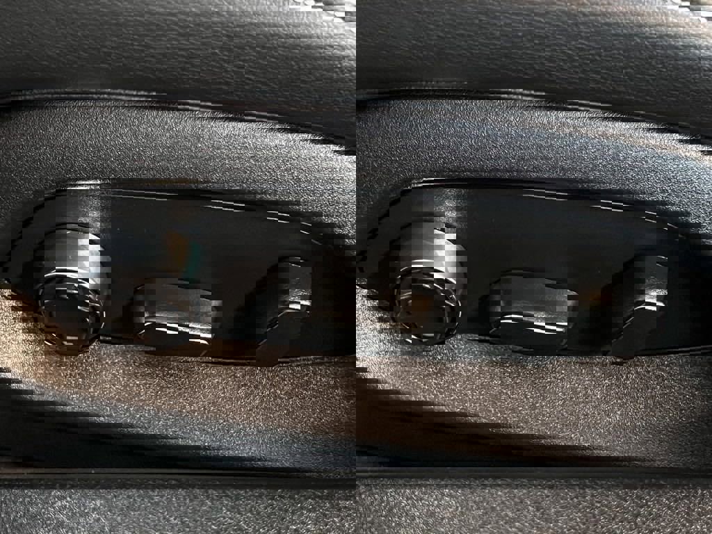 Used 2020 Chevrolet Corvette Stingray Preferred Cpe w/ 2LT Preferred Equipment Group image 80