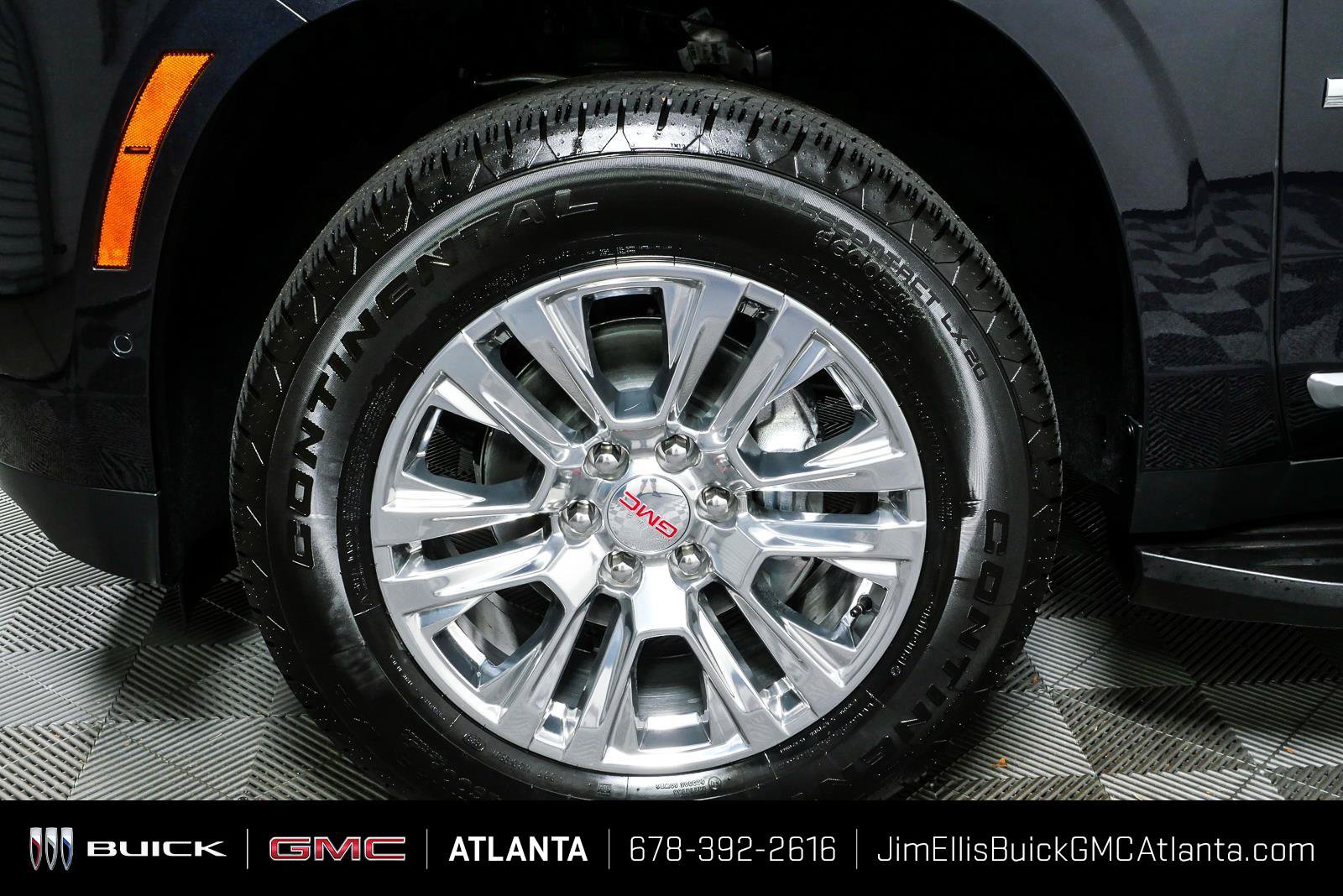 New 2026 GMC Yukon XL Denali w/ Advanced Technology Package AWD/4WD image 42