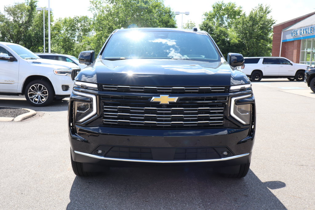 New 2026 Chevrolet Suburban High Country AWD/4WD image 7