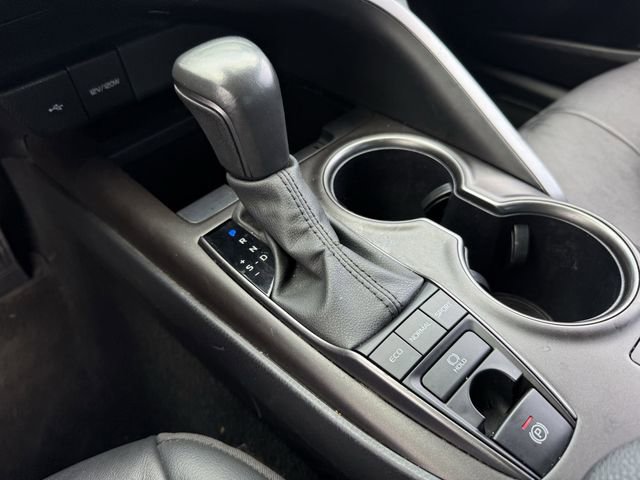 Used 2024 Toyota Camry XSE FWD image 18