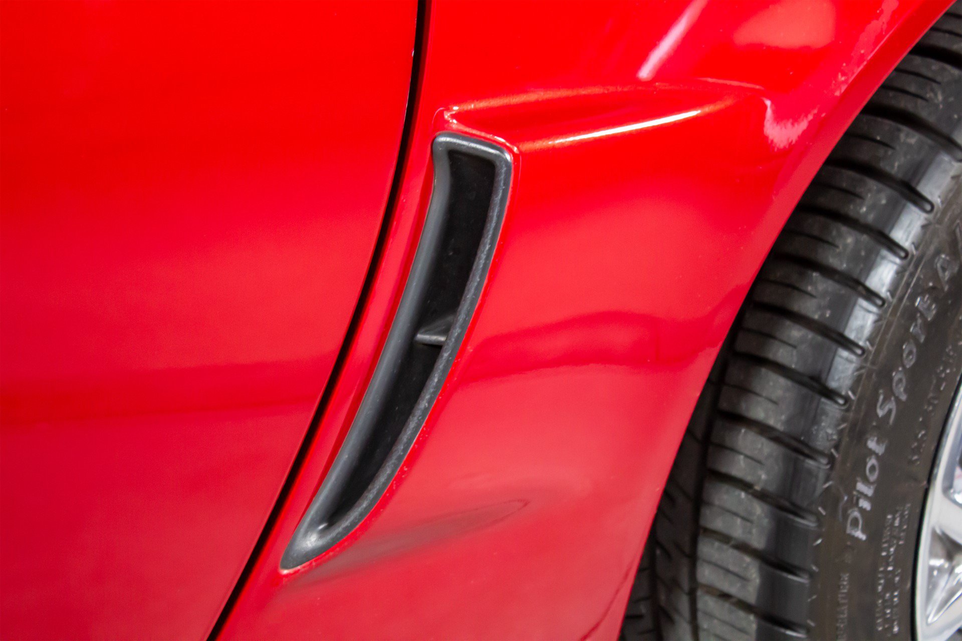Used 2010 Chevrolet Corvette Grand Sport w/ Preferred Equipment Group RWD image 57