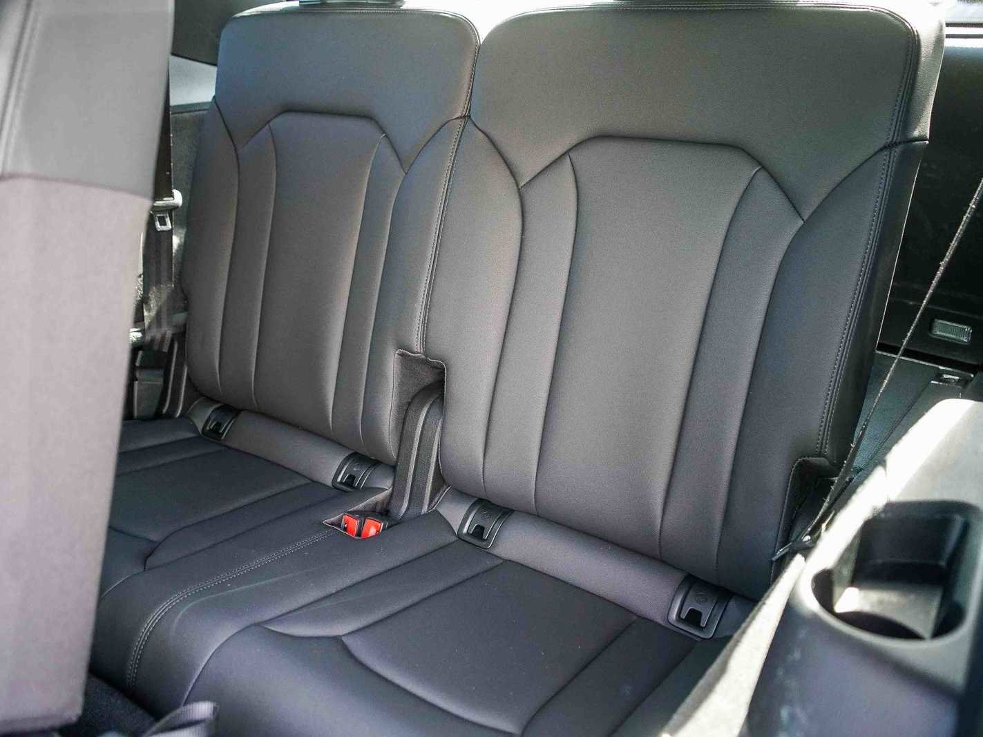 Used 2022 Audi Q7 Premium Plus w/ Premium Plus Package image 19