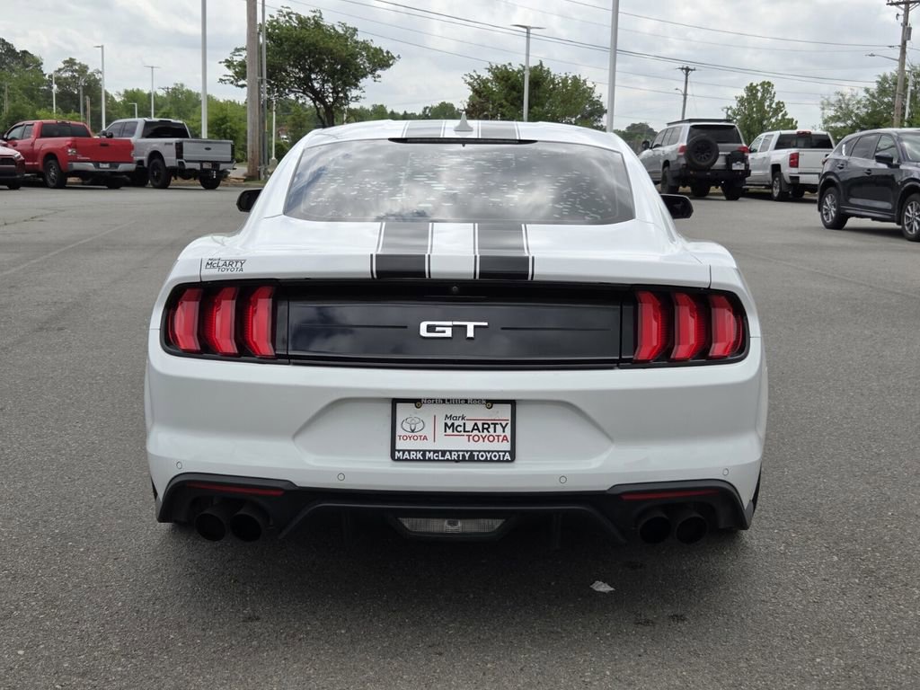 Used 2022 Ford Mustang GT Premium w/ Equipment Group 401A RWD image 4