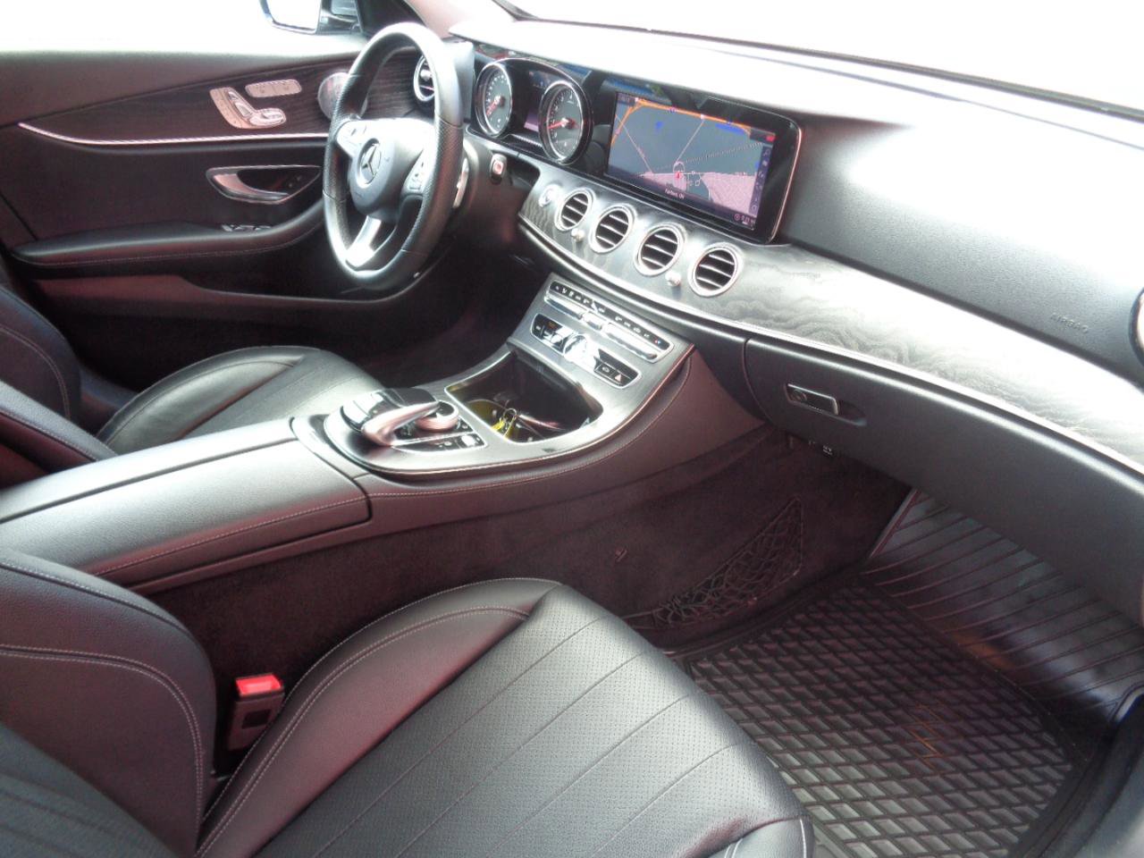 Used 2018 Mercedes-Benz E 400 4MATIC Sedan image 15