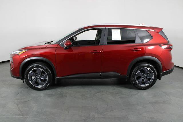 Certified 2025 Nissan Rogue SV w/ SV Premium Package FWD image 14