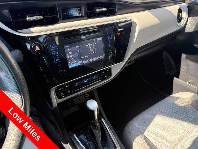 Used 2017 Toyota Corolla LE w/ Carpet Mat Package (TMS) FWD image 25