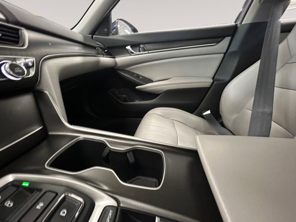 Used 2020 Honda Accord Touring image 15