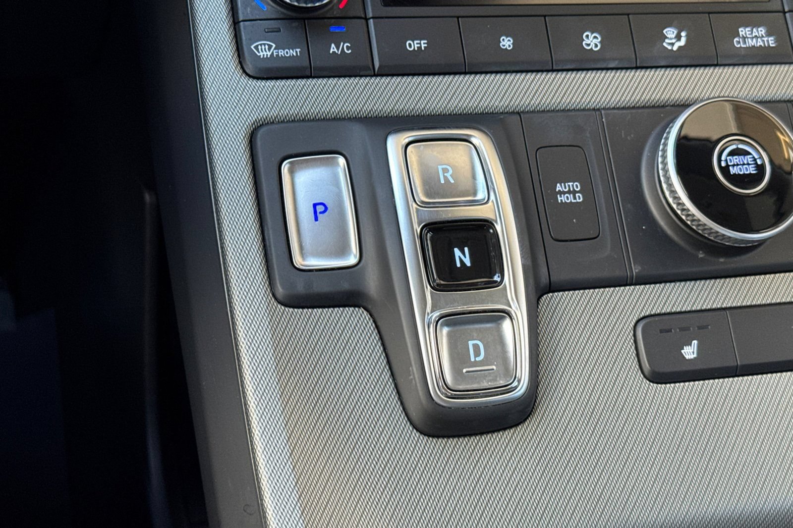 Used 2024 Hyundai Palisade SEL FWD image 24