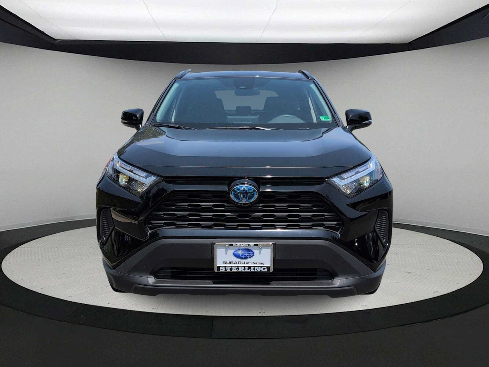 Used 2023 Toyota RAV4 XLE w/ Convenience Package AWD/4WD image 3